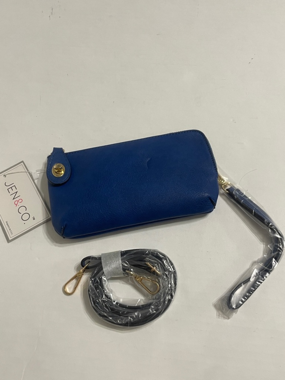 Jen & Co Blue Vegan Leather Crossbody Wristlet NWT.